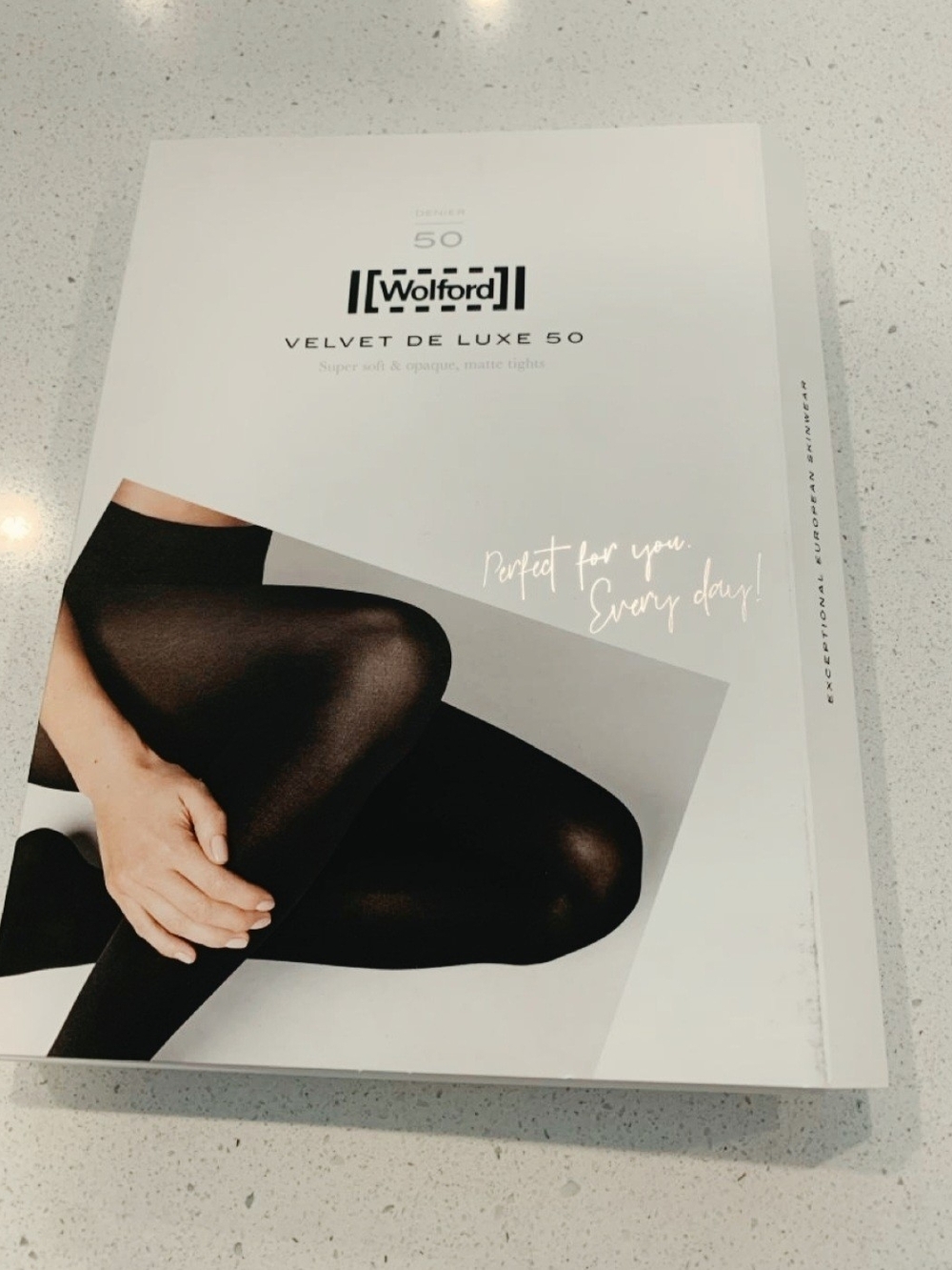 ✨ NWT Wolford Velvet De Luxe 50 Tights ✨
